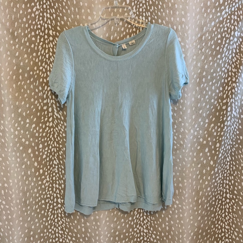 Anthropologie Moth Button Back Top - image 1